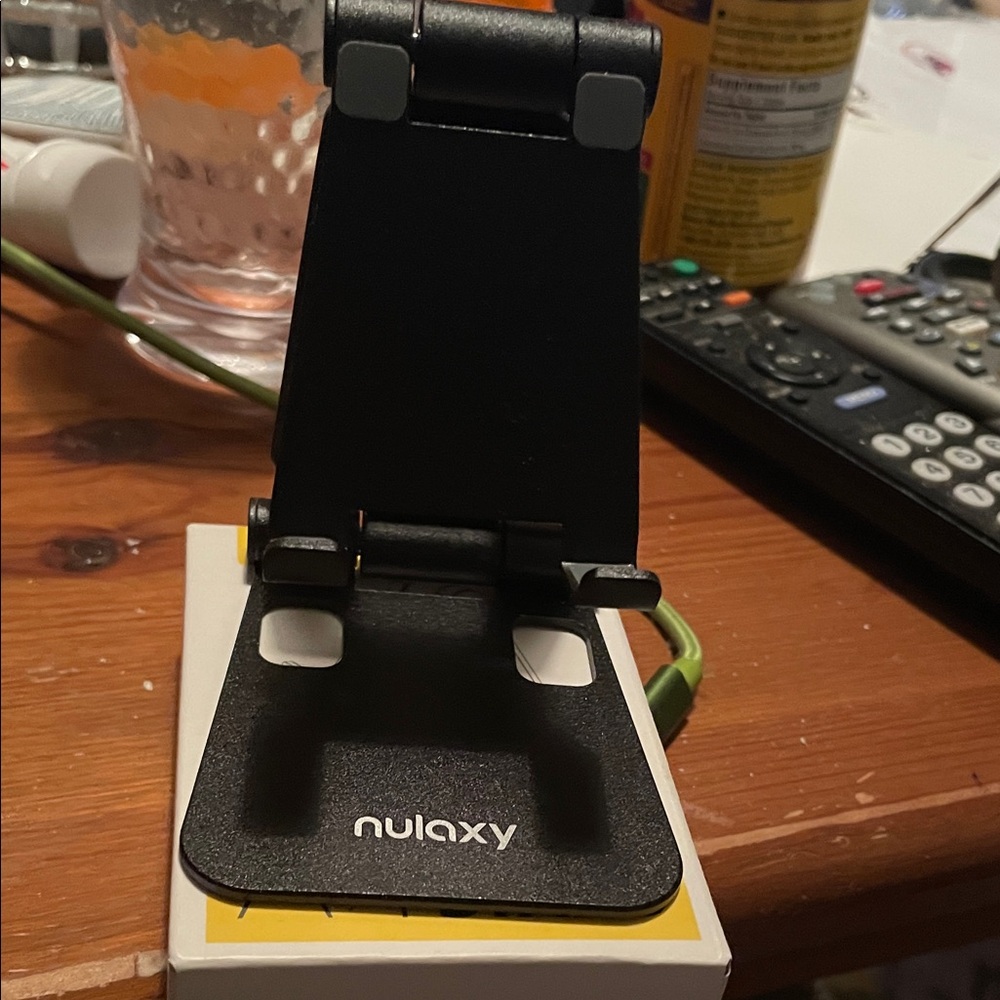 Black Adjustable Phone Stand
